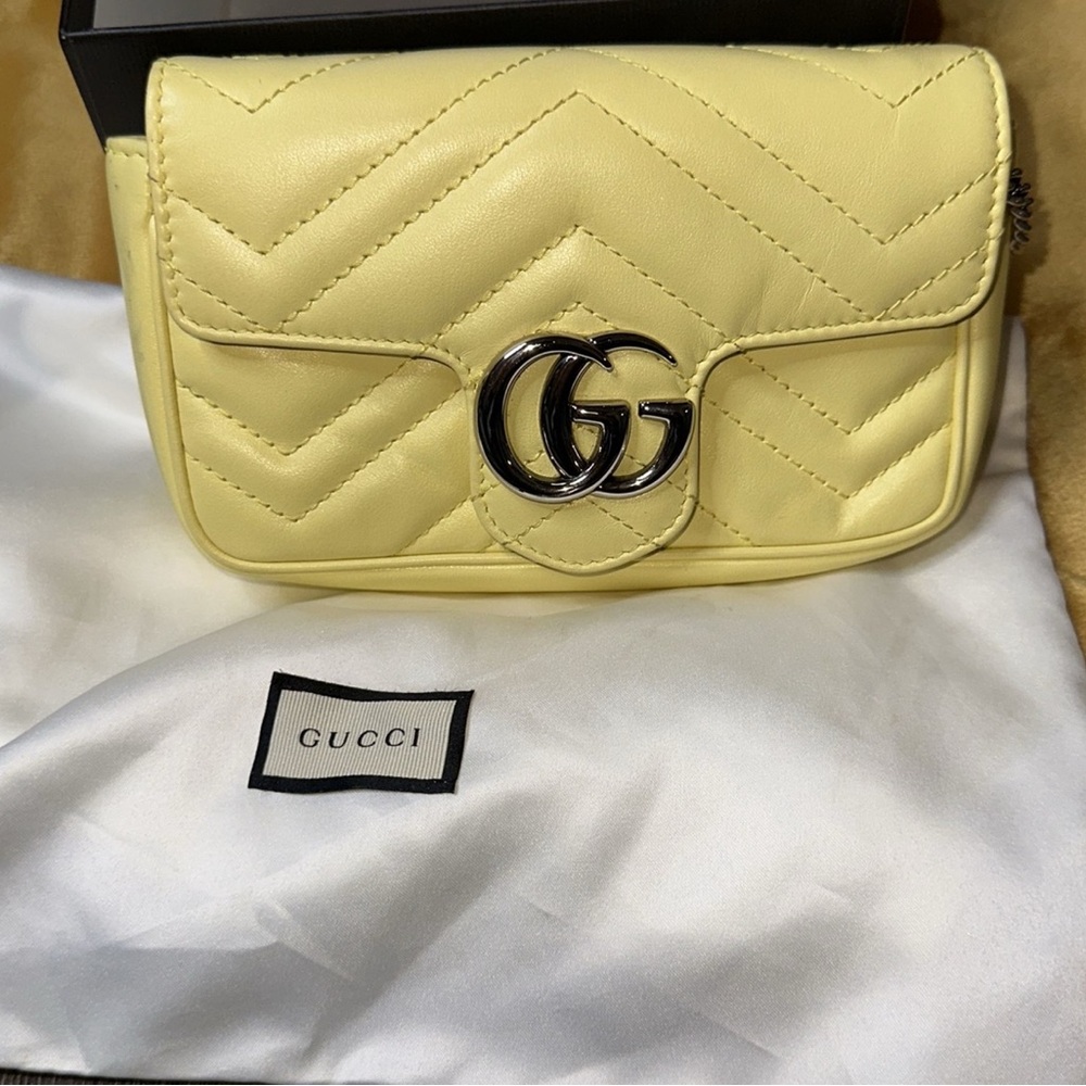 Gucci Women's Yellow Quilted Bag